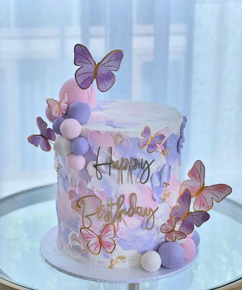 Butterflies cake 🦋 #cake #cakedecorating #cakedesign #cakeoftheday #cakeofinstagram #buttercreamcake #instacake #butterfliescake#instacake #brisbane #brisbanecake #brisbanecakemaker #brisbanefood #instabrisbane #کیک#باترکریم#پروانه Anniversary Plans, Butterfly Birthday Cakes, Butterfly Cake, Creative Birthday Cakes, Creative Birthday, Butterfly Cakes, Cake Makers, Butterfly Birthday, Cake Designs Birthday