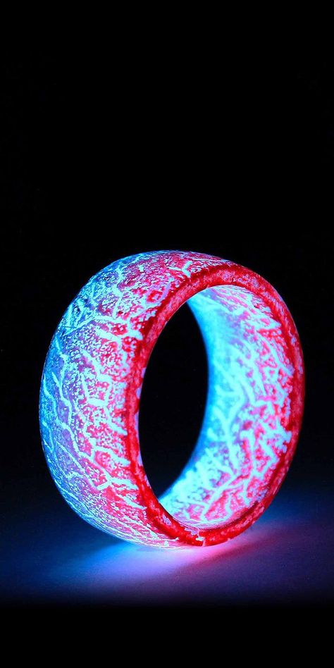 Glow In The Dark Necklace For Men, Glow In The Dark Rings, Glowing Jewelry, Glowing Ring, Fantasy Jewelry Magic, Cool Rings, Glow Ring, Cool Rings For Men, Dark Rings