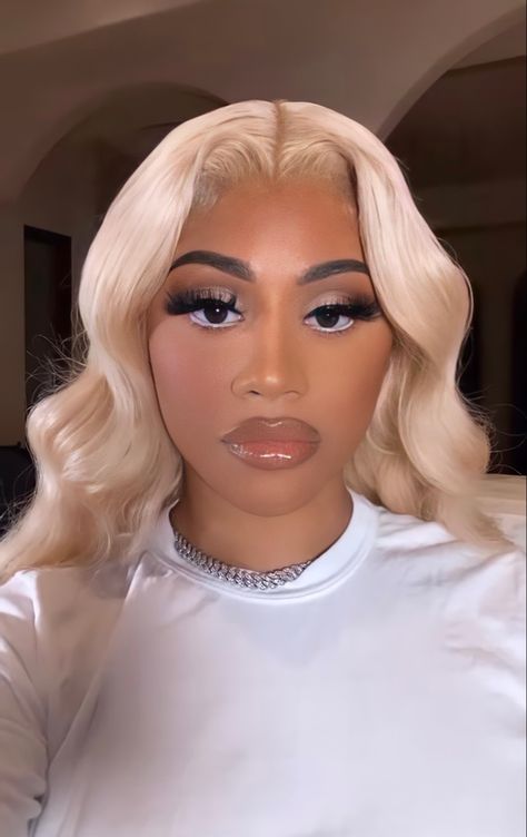 White Waterline Black Women, Platinum Makeup Looks, Soft Glam With White Liner, Makeup Ideas With White Dress, Makeup Looks With White Dress, White Waterline Makeup Black Women, Makeup Looks With White Waterline, Natural Silver Makeup Looks, Silver Under Eye Makeup