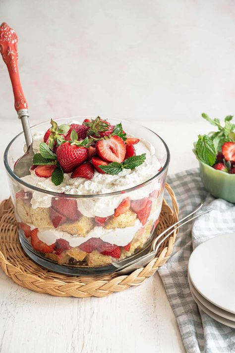 Homemade Strawberry Shortcake Trifle - Thriving Home Trifle With Lady Fingers, Shortcake Trifle, Homemade Yellow Cake, Yellow Cake Mix Recipes, Strawberry Shortcake Trifle, Easy Picnic Food, Homemade Strawberry Shortcake, Moist Yellow Cakes, Thriving Home