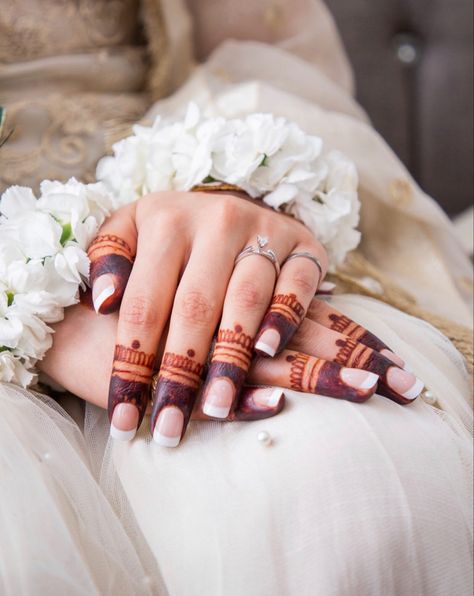 Wedding Forward, Nails Manicure, Muslim Wedding, Pakistani Wedding, Manicure Pedicure, Wedding Shoot, Indian Bride, Wedding Inspo, Indian Wedding