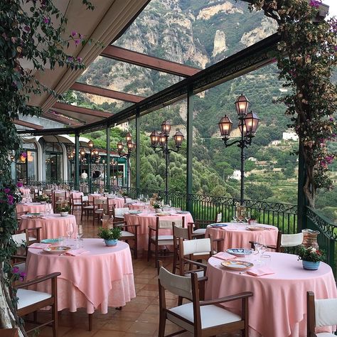 Zass Restaurant, Positano, Italy Michelin Restaurant, Colour Story, Positano Italy, Breathtaking Places, London Photos, Al Fresco Dining, Positano, South Of France, Amalfi Coast