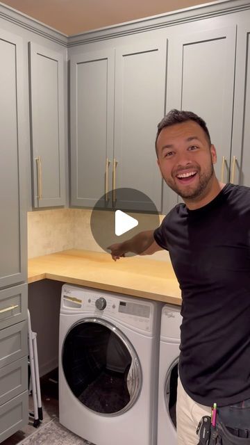 Clayton Juarez on Instagram: "DIYing the crap out of my laundry room Part 7! ITS DONE.
It’s got counters, a backsplash, and lighting. This is one of those most used spaces in our house and it should have been done sooner honestly.

#theweekendbuilder #laundryroommakeover #laundryroomdecor #laundryroomgoals #laundryroomdesign #laundryroomorganization" Laundry Room Large, Laundry Room With Dog Kennel, Small Laundry Mud Room, Laundry Room And Office Combo, Laundry Room Walls, Moody Laundry Room Ideas, Laundry Room Lighting Ideas, Laundry Room Backsplash, Laundry Room Counter