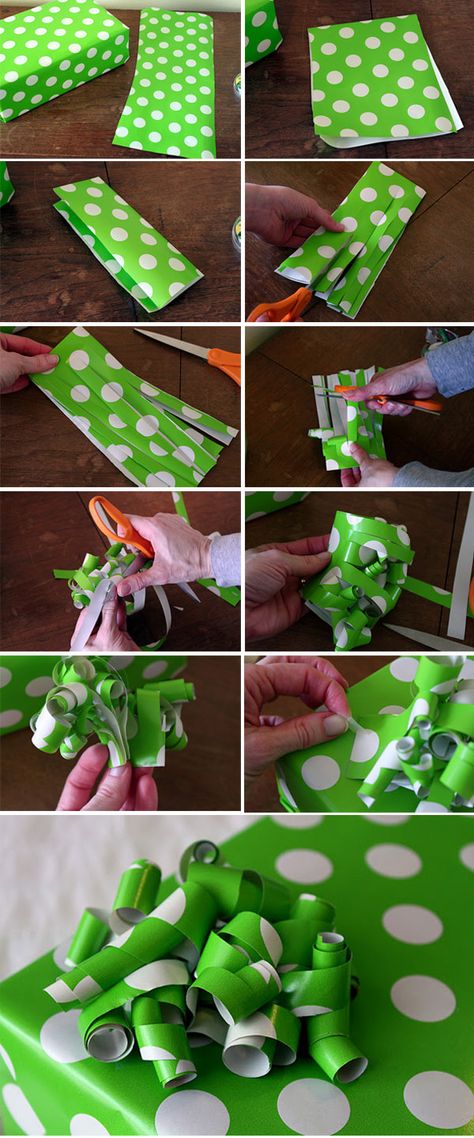 Wrapping paper Bow... now I know what to do with the leftover paper scraps! Wrapping Paper Bows, Paper Bow, Noel Christmas, Green And White, Creative Gifts, Homemade Gifts, Craft Gifts, Holiday Fun, Holiday Crafts