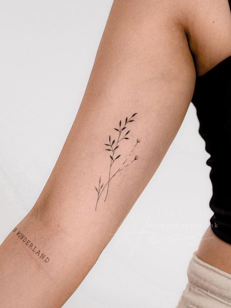 Fine Line Upper Arm Tattoos For Women, Immer Arm Tattoo Women, Tattoo Inner Bicep Woman, Tattoo Ideas Female Bicep, Subtle Arm Tattoos For Women, Simple Bicep Tattoos For Women, Arm Crease Tattoo Inner, Inside Upper Arm Tattoo, Small Inner Arm Tattoos For Women