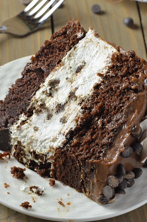 Chocolate Oreo Cheesecake Recipe, Oreo Cheesecake Chocolate Cake, Cheesecake Chocolate Cake, Chocolate Cheesecake Recipes, Cheesecake Chocolate, Decadent Chocolate Cake, Cheesecake Cake, Oreo Dessert, Oreo Cheesecake