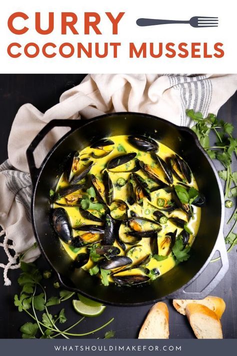 Coconut Mussels, Curry Mussels Recipe, How To Clean Mussels, Coconut Curry Mussels, Mussels Recipes, Curry Mussels, Cottage Recipes, Curry Coconut, Coconut Curry Sauce