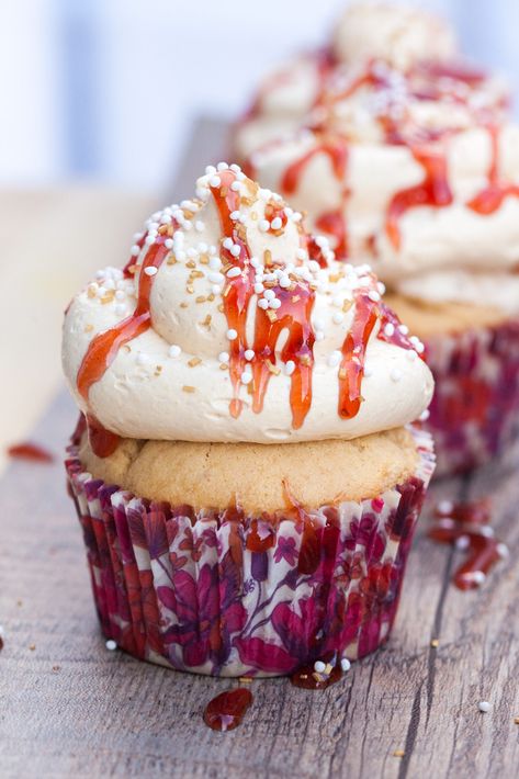 PB&J Cupcakes Image Jelly Cupcakes, Savory Cupcakes, Cupcake Images, Peanut Butter Jelly, Yummy Cupcakes, Baking Pan, Strawberry Jam, Favorite Desserts, Let Them Eat Cake