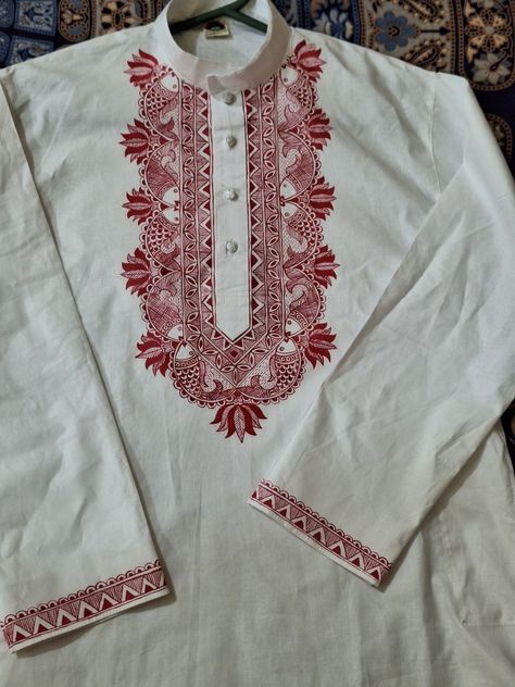 Punjabi Design, Fabric Paint Shirt, Free Machine Embroidery Designs Patterns, Alpona Design, Fabric Paint Diy, Painted Clothing, Fabric Painting On Clothes, Painted Fabric, Fabric Paint Designs