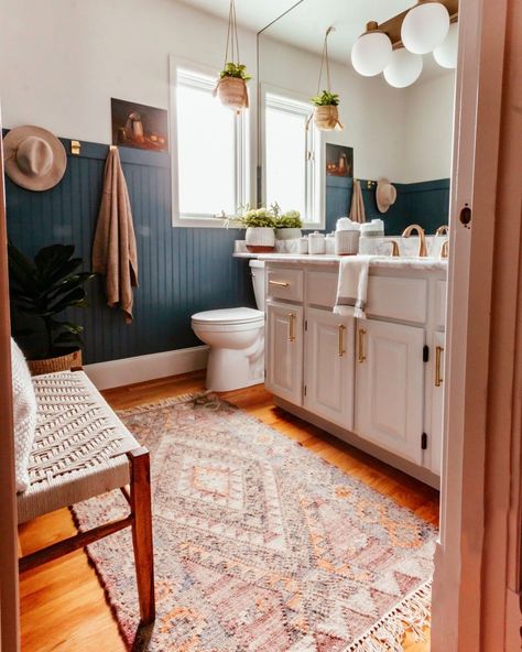 Sundays are the best days to relax and dream about bathroom updates. Instead of dreaming, why not get to it? This bathroom is proof even if you rent, you *can* do something about it! So tap the link in bio to anitayokota.com and soak in wellness via my latest DIYs for your home! ⁣⁣#bathroomrenovation #wainscoating Diy Beadboard Walls, Beadboard Bathroom Ideas, Dark Blue Grey Paint, Blue Beadboard, Painted Beadboard, Beadboard Wall, Diy Beadboard, Gray Paint Colors, Beadboard Bathroom