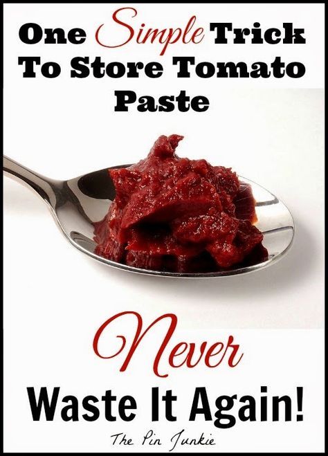 How to store leftover tomato paste. This is a great idea for when a recipe only calls for a tablespoon of tomato paste. This will keep from wasting the whole jar, and give you 5 more tablespoons for other recipes. Leftover Tomato Paste, Make Tomato Paste, Tomato Paste Uses, How To Make Tomato Sauce, Homemade Tomato Paste, Tomato Paste Recipe, Stews And Soups, Fresh Tomato Recipes, Paste Recipe