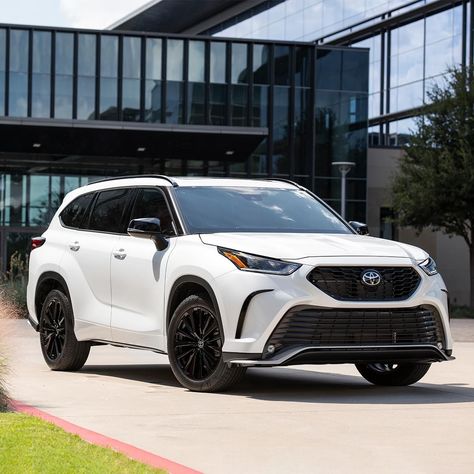 The choice is black and white. #TOYOTA #Highlander Visit us at Lugoff Toyota! #fastfairfriendly #lugofftoyota #servicematters #toyotanation #columbiatoyota #toyotalife #toyotacare #toyotaclub #letsgoplaces #toyotalove Engine Stands, Toyota Highlander Xle, White Suv, Toyota Hybrid, Toyota Highlander Hybrid, Car Guide, Acura Mdx, Toyota Highlander, Toyota Cars