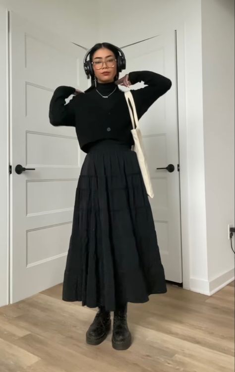 Dark Minimalist Clothes, Dark Academia Maxi Skirt Outfit, Minimalist Black Outfit, Emo Teacher, Long Dress Outfit Winter, Turtle Neck And Skirt Outfit, Black Velvet Skirt Outfit, Modest Goth Outfit, Long Skirt Styling