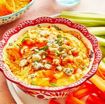 crock pot appetizers Crock Pot Buffalo Chicken Dip, Crock Pot Buffalo Chicken, Super Bowl Dips, Buffalo Chicken Dip Crock Pot, Buffalo Chicken Recipes, Chicken Dip Recipe, Buffalo Chicken Dip Recipe, Slow Cooker Breakfast, Chicken Dip