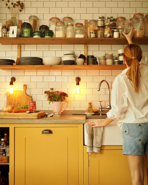 Jacqueline Mercer on Instagram: “Do you have a spring clean more than one a year? I do- I need to. Where does all the stuff come from?!? I’ve started lots of “sort out…” Yellow Kitchen Apartment, Showmans Wagon, Yellow Cupboards, Mustard Kitchen, Yellow Kitchen Cabinets, Painted Kitchen, Bright Kitchens, Yellow Kitchen, Boho Kitchen