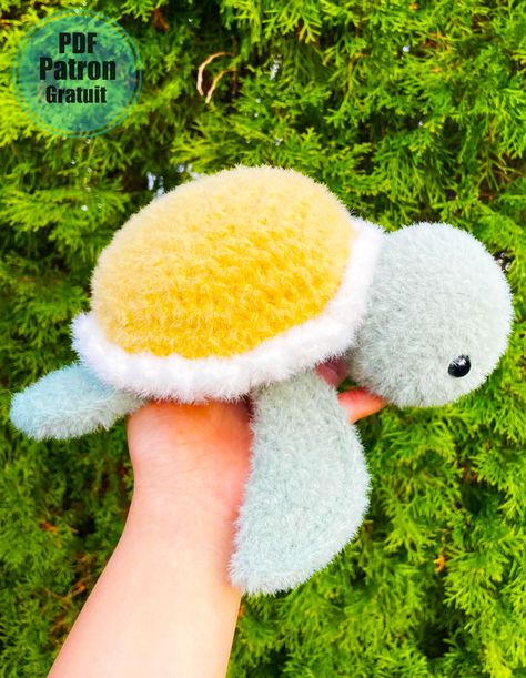 Turtle Amigurumi Pattern, Turtle Patterns, Crocheted Turtle, Turtle Amigurumi, Daisy Crochet, Fluffy Yarn, Crochet Turtle, Plushie Patterns, Turtle Pattern