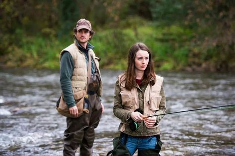 Will and Abigail fishing Hannibal Abigail, Hannibal Characters, Hannibal Season 2, Hannibal Episodes, Abigail Hobbs, Hannibal Tv Series, Sir Anthony Hopkins, Bryan Fuller, Hannibal Series