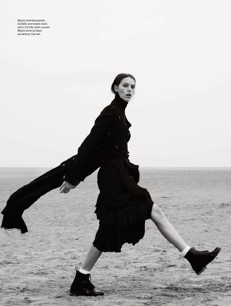 Pose Mode, Mode Poses, Mode Editorials, Pose Fotografi, Model Pose, Fashion Photography Inspiration, Fashion Photography Editorial, 인물 사진, Fashion Editorial