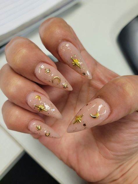 Nude acrylic. Glitter gel, moon and stars Moon Decal, Moon Nails, Sun Moon Stars, Gem Nails, Star Nails, Glitter Gel, Moon And Stars, Chrome Nails, Gold Nails