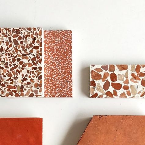 Mosaic Factory on Instagram: "Terracotta! We are seeing variants of this warm, earthy colour in many projects lately. Do you prefer shades that lean towards pink, red or orange? #mosaicfactorytiles #terracotta Featured tiles, starting from upper left corner: Terrazzo M3 ref. Red – TB (on top) Granito ref. G67 Terrazzo M10 ref. Red - TB Zellige ref. 1106 (on top) Zellige ref. 1040 #mosaicfactory #terrazzo #terrazzotiles #terrazzolove #granitotiles #cementtiles #encaustictiles #featuretiles #redtiles #zellige #zelligetiles #moroccantiles #carreauxdeciment #baldosashidraulicas #cementine #ihavethisthingwithtiles #tiledesign #tilelove #carrelage #fliesen #piastrelle #zementfliesen #colourfulinteriors #interiordesign #homerenovation #materialboard" Cement Tile Kitchen, Terracotta Terrazzo, Orange Terrazzo, Red Terrazzo, Terrazzo Floor Tiles, Orange Marble, Orange Terracotta, Shelf Decor Living Room, Terrazzo Tile