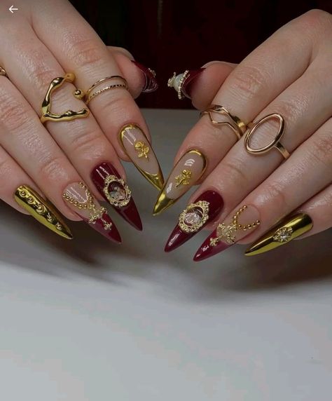 Red Maximalist Nails, Red Orange Nails, Red And Gold Nails, Gold Acrylic Nails, Dark Red Nails, Gel Toe Nails, Hello Nails, Formal Nails, Gothic Nails