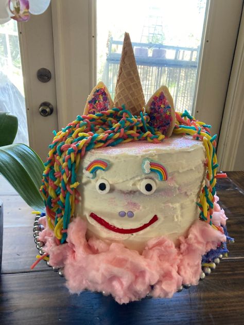 Cake Ugly, Ugly Cake, Ugly Cakes, Cake Fails, Unicorn Cake, Bday Party, Birthday Cakes, Amazing Cakes, Being Ugly