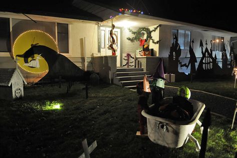 Oogie Boogie, Sandy Claws and coffin sleigh part of B.C. couple’s holiday display - Bella Coola News Oogie Boogie Outdoor Decor, Sandy Claws Nightmare Before Christmas, Nightmare Before Christmas Yard Decorations, Nightmare Before Christmas Outdoor Decor, Nightmare Before Christmas Porch, Nightmare Before Christmas Theme, Sandy Claws, Nightmare Before Christmas Decorations, Couples Holiday