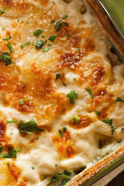 Pioneer Woman Scalloped Potatoes, Electric Skillet Recipes, Au Gratin Potato Recipes, Scalloped Potatoes And Ham, Gratin Potatoes, Au Gratin Recipes, Cheesy Potato, Scalloped Potato Recipes, Potatoes Au Gratin