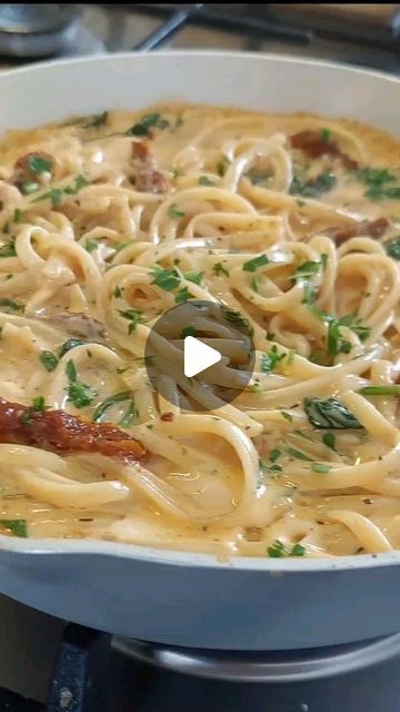 Buttered Noodles With Veggies, Herbed Pasta Recipes, Chicken Alfredo Pasta Sauce, Pasta Oil And Garlic Butter Sauce, No Cream Pasta Recipes, Best Creamy Pasta Recipes, Tomato Butter Pasta, Easy Creamy Tomato Pasta, Ditalini Pasta Recipes