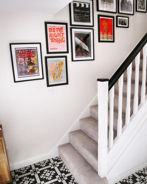 At Home In Stamford🌿 on Instagram: “I call this the wall o’ love - made up of film prints and photos from our travels ♥️ . . . . #hallway #hallwaydecor #artprints #staircase…” Flat Stairs Ideas, Hallway Print Ideas, Staircase Prints, Narrow Stairway Decorating, Stairs Photo Wall, Hallway Landing Ideas, Staircase Photo Wall, Hallway Prints, Gallery Wall Stairs