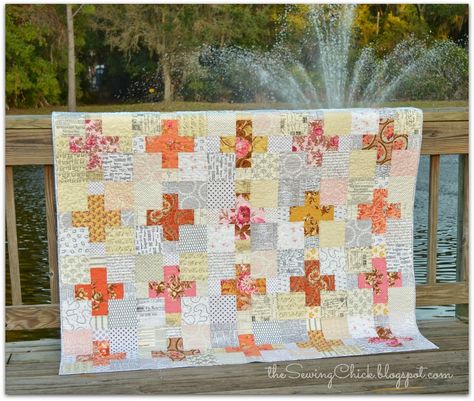 A Finished Quilt - Low Volume and Vintage Roses Cross Quilts, Roses Quilt, Low Volume Quilt, Plus Quilt, Cross Quilt, Swiss Cross, Quilt Modernen, Rose Quilt, Beautiful Fabrics