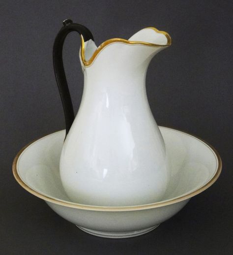 Old Vieux Paris Porcelain White Pitcher and Basin Wash Set - 19th Century Vintage Wash Basin And Pitcher, Antique Props, Wash Basin And Pitcher, Pitcher And Basin, Life Reference, Beautiful Antiques, Antique Pitcher, Bowl Sets, Paris Porcelain