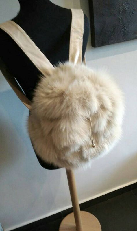 Fox Backpack, Fluffy Backpack, Fur Backpack, Fox Bag, Black Wrapping Paper, Fur Bag, Practical Bag, Fox Fur Coat, Fur Hat