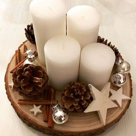 Farmhouse Glam Christmas Decor - Twins Dish Christmas Advent Wreath Diy, Advent Wreath Ideas, Diy Advent Wreath, Advent Wreath Candles, Winter Candles, Săpunuri Handmade, Glam Christmas, Advent Wreath, Christmas Centerpieces