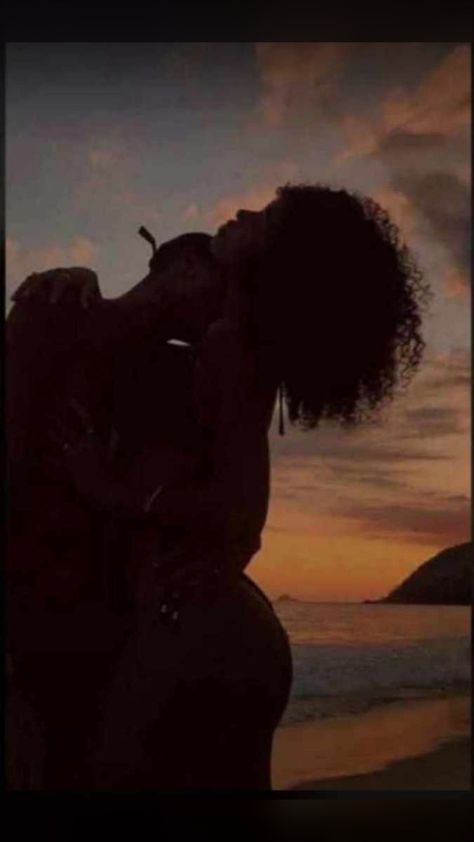 Love Dark Aesthetic, Melanin Couples, No Romance, Black Relationship Goals, Black Couple, Fotos Goals, Black Love Couples, Couples Vibe, Black Couples Goals