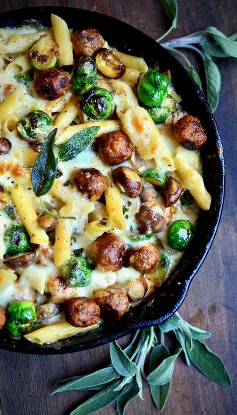 Yammie's Noshery: Creamy Mini Meatball and Brussels Sprout Penne Homemade Gluten Free Bread, Mini Meatballs, Brussels Sprout, Cheesy Pasta, Sprout Recipes, Brussels Sprouts Recipe, Creamy Pasta, Meatball Recipes, Spaghetti Squash