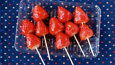 Gummy Candied Strawberries Strawberries On A Stick, Candied Strawberries, Viral On Tiktok, Bamboo Skewers, Fruit Jam, Japanese Cooking, On A Stick, Jams & Jellies, Cooking Videos