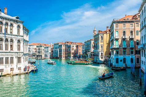 Italy Buildings Aesthetic, Italy Presentation, Blurry Nature, Wall Banner Decor, Italy Landscape Photography, Italy Background, Venice Wallpaper, Venice Landscape, Italy Pics