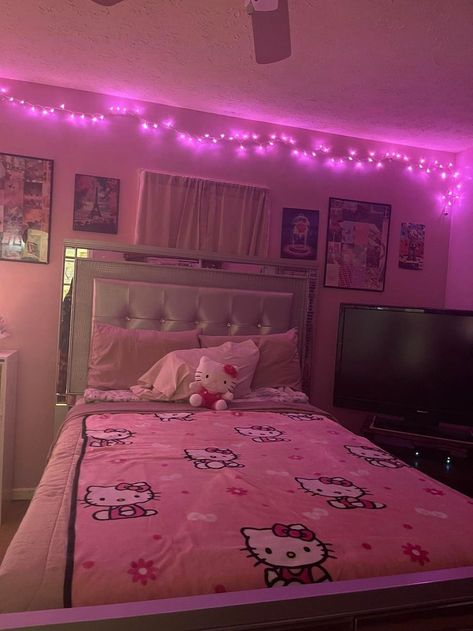 #hellokitty #pinkbedroom #hellokittybed #pinkaesthetic #bedroomaesthetic #bedroomideas Rooms Hello Kitty, Room Decor Hello Kitty, Room Hello Kitty, Hello Kitty Room, Kitty Room, Hello Kitty Room Decor, Hello Kitty Bedroom, Hello Kitty Rooms, Chill Room