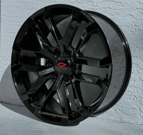 Gmc Denali Yukon, Black Chevy Silverado, Silverado Wheels, 1999 Chevy Silverado, Chevy Silverado Accessories, Black Rims Truck, Silverado Accessories, Jaripeo Outfits, Chevy Wheels