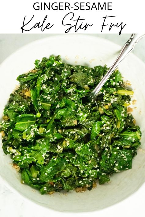 Kale Recipes Sauteed, Kale Side Dish, Easy Kale Recipes, Kale Stir Fry, Kale Recipes Healthy, Fried Kale, Kale Recipes, Raw Food, Veggie Dishes