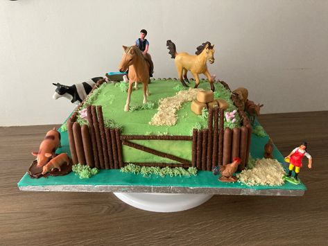 Easy Horse Cake, Cowboy Birthday Cake, Cowboy Birthday Cakes, Horse Cake, Farm Cake, Western Birthday, Cow Birthday, Cowboy Birthday, Horse Farm