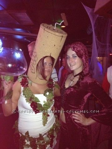 Wine Costume, Lady Gaga Costume, Homemade Costume, Halloween Wine, Halloween Ii, Homemade Costumes, Weight Workout Plan, Night Live, Ivory Dresses