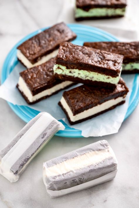 Brownie Ice Cream Sandwiches – The Fountain Avenue Kitchen Sheet Pan Ice Cream Sandwiches, Brownie Ice Cream Sandwiches, Icecream Ideas, Diy Ice Cream Sandwiches, Homemade Ice Cream Sandwiches, Ice Cream Sandwiches Recipe, Mint Chip Ice Cream, Brownie Sundae, Cookie Sandwich