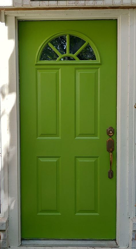 Colorful Front Doors, Colorful Front Door White House, Bright Exterior Door Colors, Irish Home Exterior, Kelly Green Front Door White House, White House Colorful Door, Green Door House, Bright Green Front Door, Bright Yellow Front Door