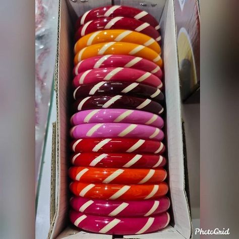 Polymer Clay Bracelet Bangles, Colourful Bangles, Colorful Bangles, Neck Pieces Jewelry, Polymer Clay Bracelet, Silk Thread Bangles, Thread Bangles, Bangles Design, Clay Bracelet