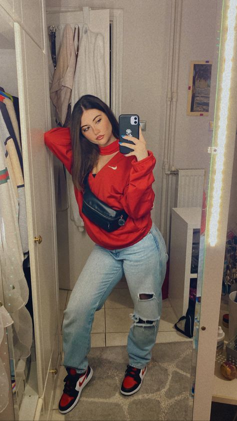 Red White And Black Jordans Outfit, White Nike Socks Outfit Leggings, Nike Socks Outfit Leggings, White Nike Socks Outfit, Black Jordans Outfit, Red Jordan 1 Outfit, Nike Socks Outfit, White Nike Socks, Black And White Jordans