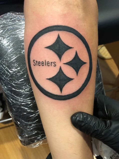 Steelers Tattoo For Men, Steelers Tattoos For Women, Steelers Tattoos, Football Tattoo, Tattoos Butterfly, Steelers Logo, Tattoo Forearm, Pittsburgh Steelers Football, Sketches Pencil