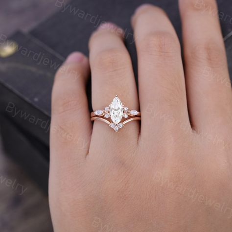 Marquise Engagement Ring Gold, Marquis Engagement Rings, Gold Engagement Ring Marquise, Unique Rose Gold Engagement Ring, Gem Engagement Rings, Marquise Wedding Ring, Unique Engagement Rings Rose Gold, Engagement Ring Marquise, Pretty Engagement Rings