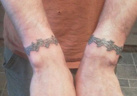 My friends tattoo, it's chainsaw chains Chainsaw Chain Tattoo, Stihl Chainsaw Tattoo, Chainsaw Tattoo Ideas, Chain Saw Tattoo, Chainsaw Tattoo Design, Chainsaw Tattoo, Friends Tattoo, Chain Tattoo, Chainsaw Chains